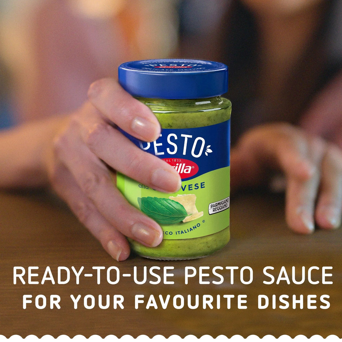 Barilla Pesto Genovese Pasta Sauce with Fresh Italian Basil - 500gm